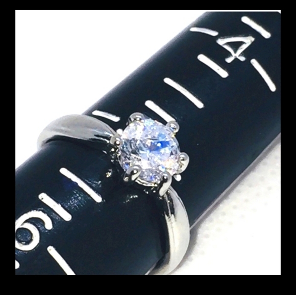 🎁 3/4  ctw Triple A CZ ring nwot 6 prong setting. Tiffany style engagement ring - Picture 8 of 9
